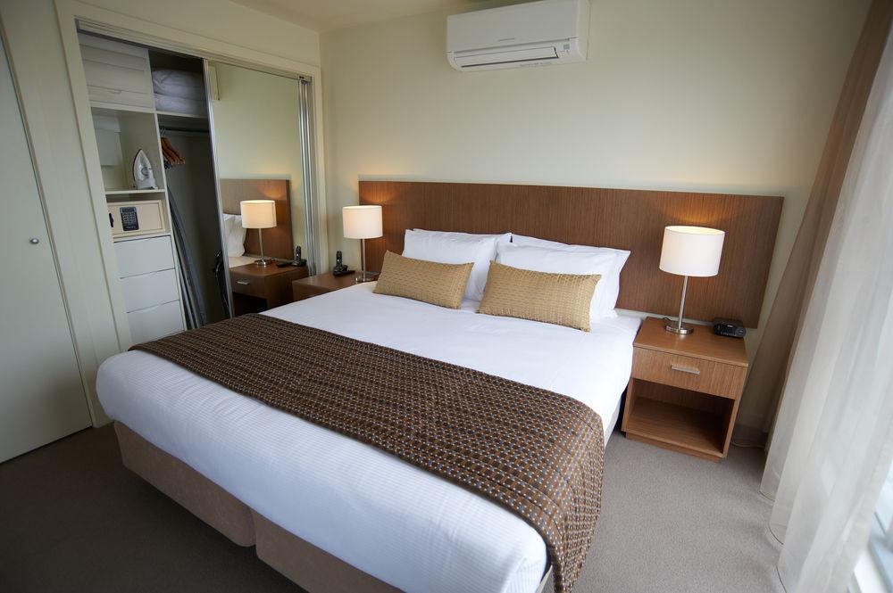 Quest Aparthotel 4*