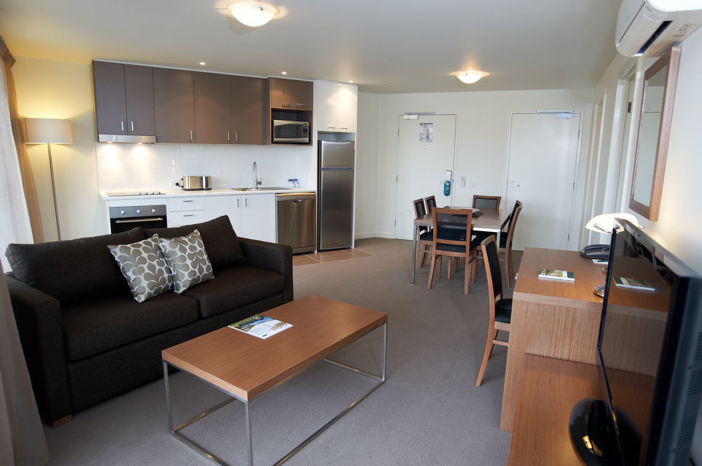 Quest Aparthotel 4*